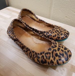 Size 8 Leopard Tieks